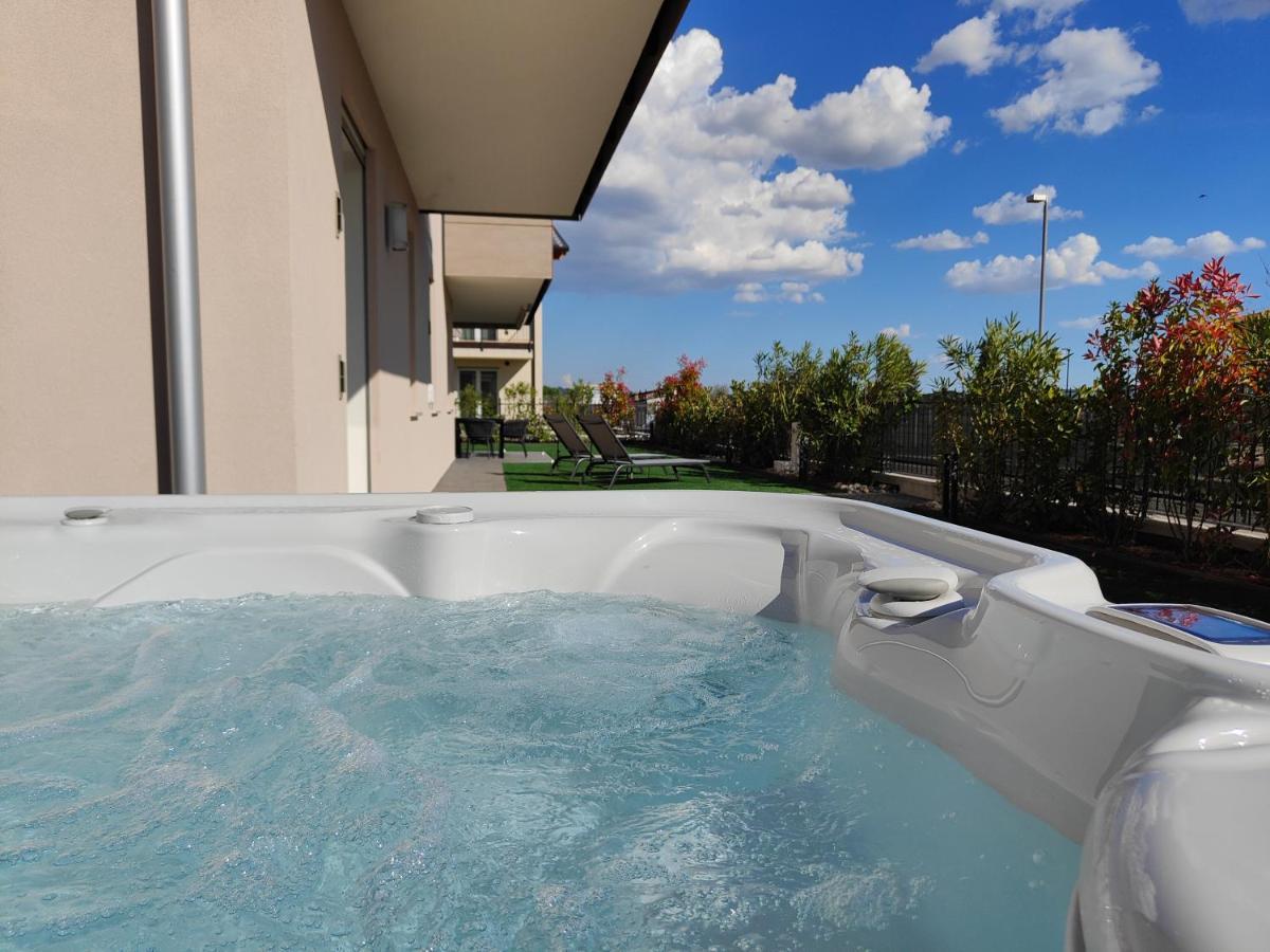 San Giorgio Design Home Con Jacuzzi Privata Cola  Bagian luar foto